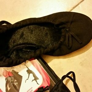 Ballet flat by Dawg